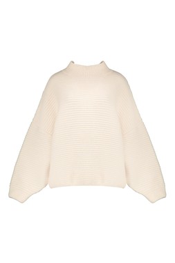Cream Slouchy Turtle Neck Jumper