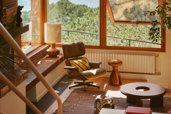 https://ww.prshots.co.uk/contents/archives/2313/1149/images/thumb350x287_auto/nest.co.uk_hkliving-conversation-coffee-table_thumb.jpg