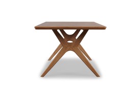 Vigo Oak Rectangle Dining Table 1 8m RRP €1749 Now €999