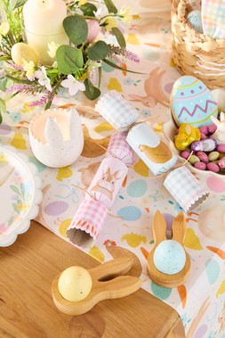B&M HOME SS26 // EASTER // 6PK EASTER CRACKERS £5 // 20PK ROUND PAPER PLATES £2 // 2PK BAMBOO BUNNY EGG CUPS £2.50 //