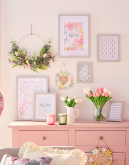B&M HOME SS26 // MOTHER'S DAY // TULIP AND LAVENDER HOOP WREATH £6 // NAN PLAQUE £2 // CANDLE WITH CERAMIC LID AND TULIP PATTERN £4 //