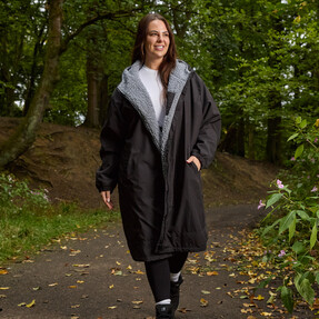 OHS Adults Water Resistant Sherpa Drying Robe - Black - £30