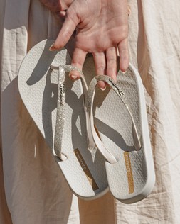 Lolita Flip Flops Beige