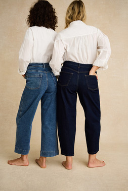 Dina Darted Barrel Jeans
