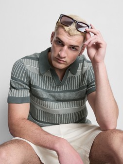 PRIMARK HORIZONTAL STRIPE TROPHY, £12, €14, $18, RON70, PLN60, CZK365