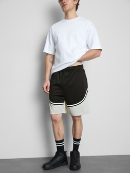 PRIMARK MESH SHORT, £12, €14, $18, RON70, PLN60, CZK365 (3)