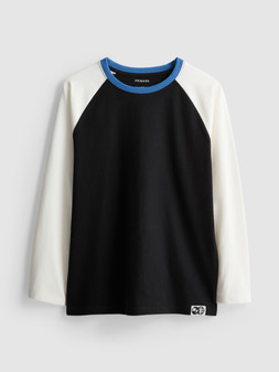 PRIMARK OLDER BOYS LONG SLEEVE PEACHED CONTRAST RAGLAN, $8 RON25 HUF1900 PLN22 CZK130 €(NE)6 €5 £3 (1)