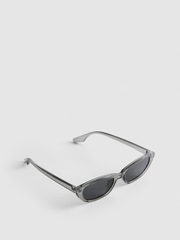 PRIMARK SLIM CATEYE, £2.50, €3.50, $6, RON17, PLN15, CZK90 (3)