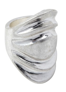 M&S Ring £10