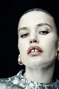 https://ww.prshots.co.uk/contents/archives/98/201/images/thumb350x287_auto/marks_amp-spencer_ms-x-16arlington-sequin-dress-295-earring-45-3_55aef_thumb.jpg