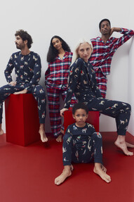 https://ww.prshots.co.uk/contents/archives/98/201/images/thumb350x287_auto/marks_amp_spencer_ms-xmas-matching-pyjamas-2024-2_thumb.jpg